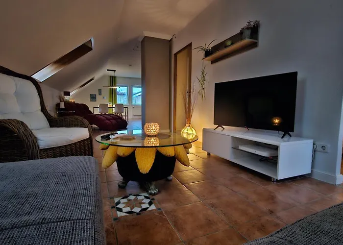 Mit Meerblick Und Garten Appartamento